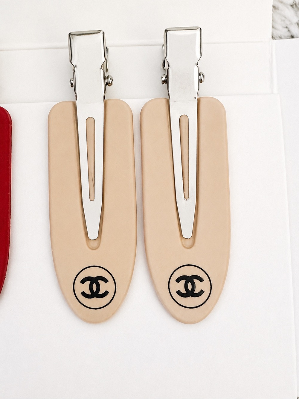 CHANEL Triple-Pair Logo Hair Clips in Black, Red, Beige - Picture 4 of 6